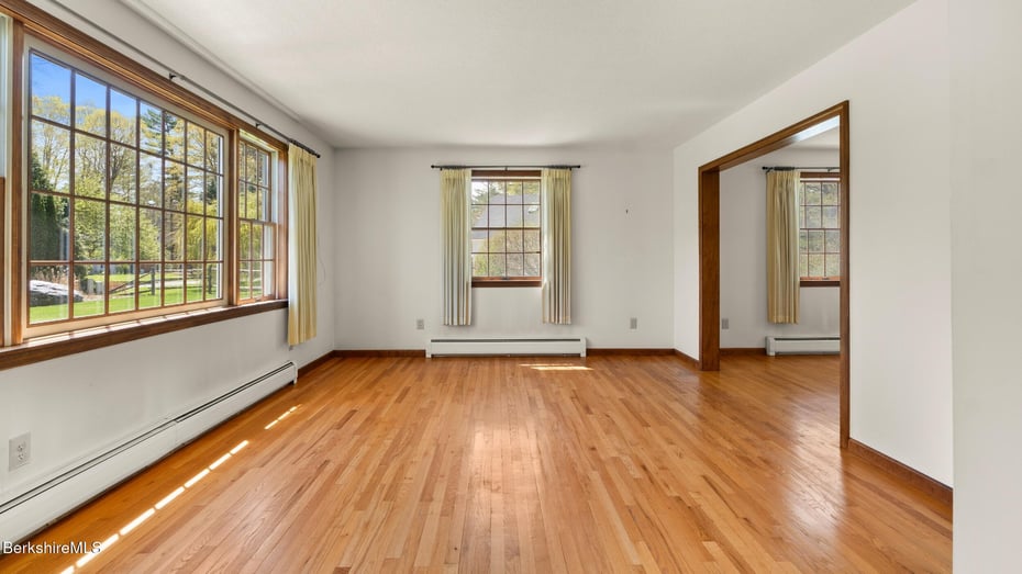 7 Cedar Ln Photo 16