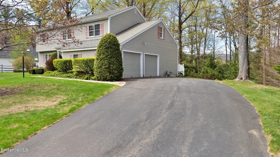 7 Cedar Ln Photo 43