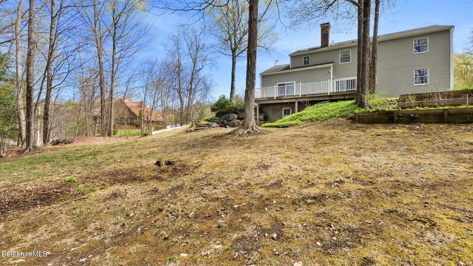 7 Cedar Ln Photo 44