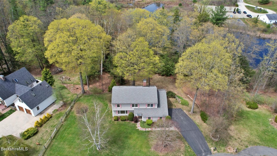 7 Cedar Ln Photo 40