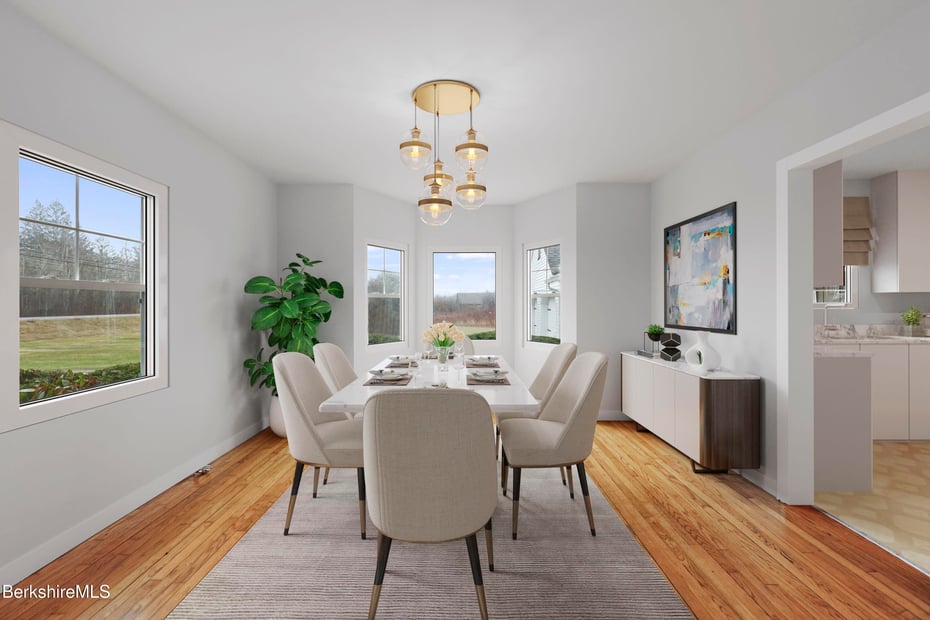 399 State Rd Photo 15