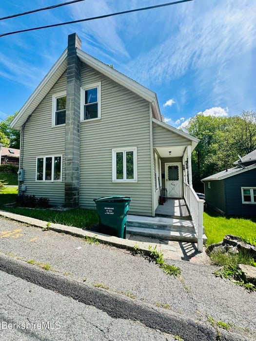 464 North Houghton St Photo 1
