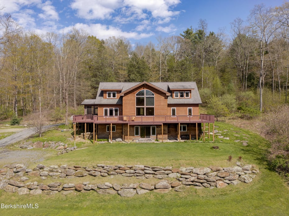 142 Rote Hill Rd Photo 1