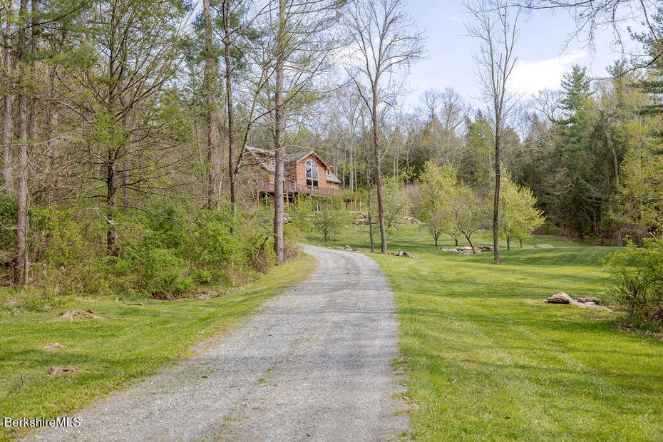 142 Rote Hill Rd Photo 38