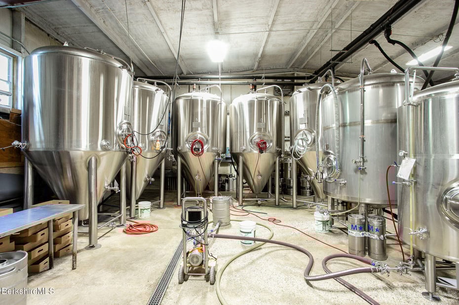 65 Silver St Photo 26