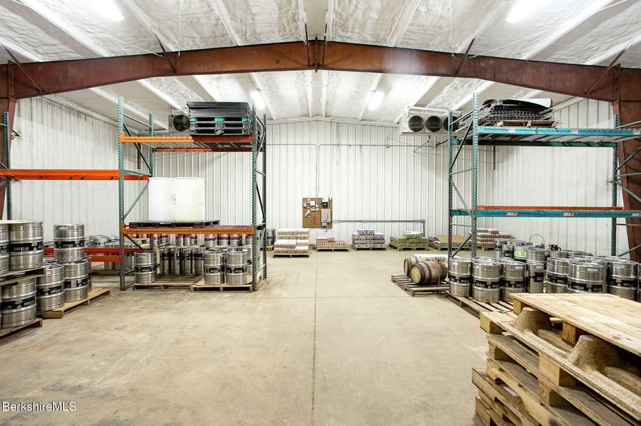 65 Silver St Photo 33