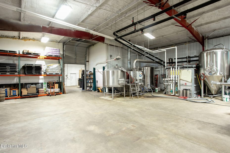 65 Silver St Photo 27