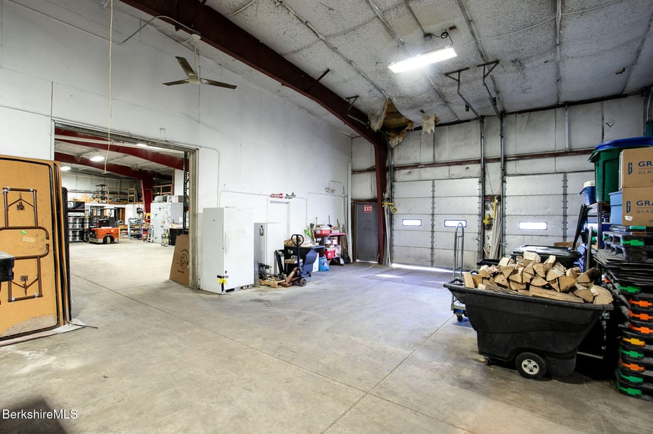 65 Silver St Photo 31