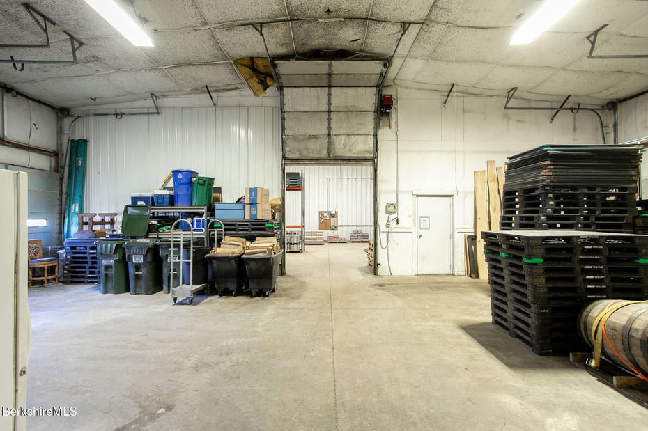 65 Silver St Photo 28