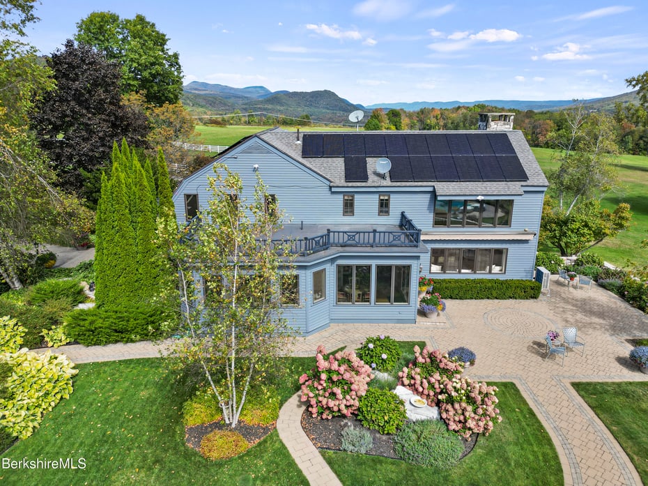 60 Old Cheshire Rd Photo 61