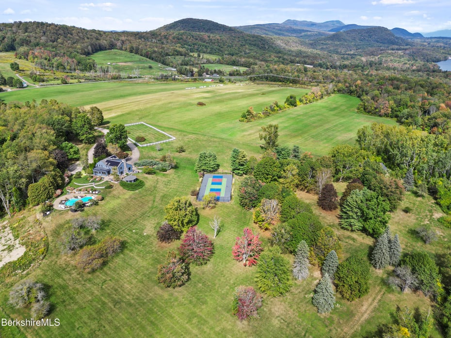 60 Old Cheshire Rd Photo 76