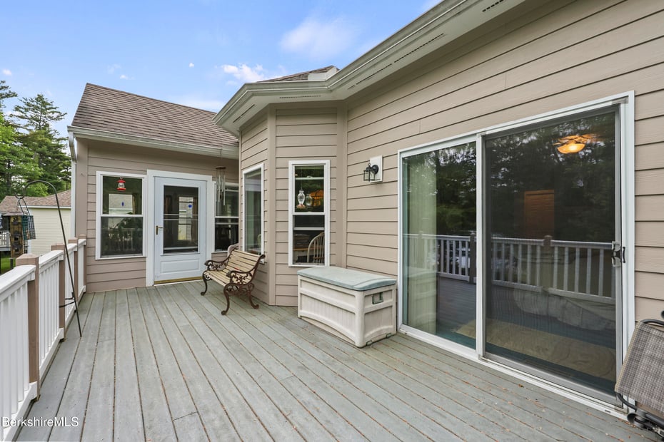 275 Pine Cone Ln Photo 19