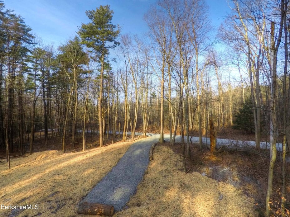 13 Rattlesnake Mountain Rd Photo 5