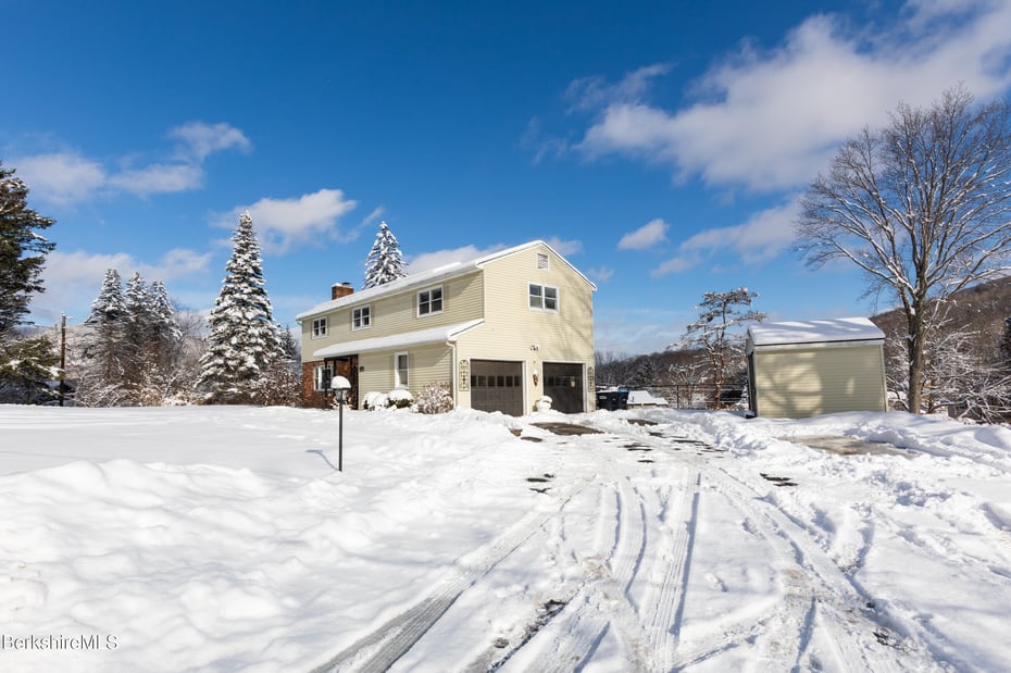 268 Devonshire Dr Photo 48