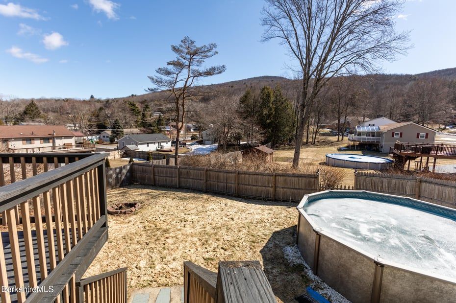 268 Devonshire Dr Photo 46