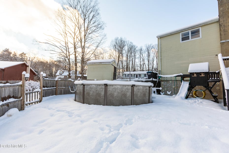 268 Devonshire Dr Photo 42