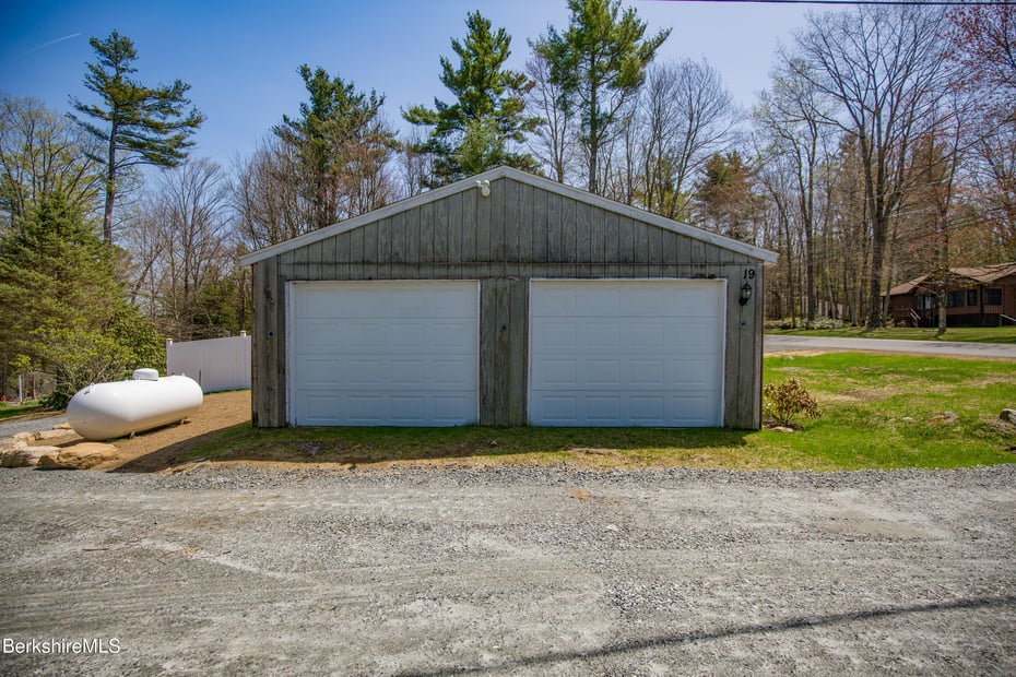 19 Pine Grove Ridge Ridge Photo 39