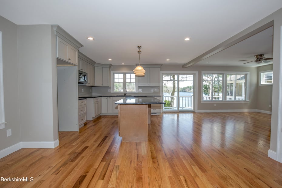 19 Pine Grove Ridge Ridge Photo 8
