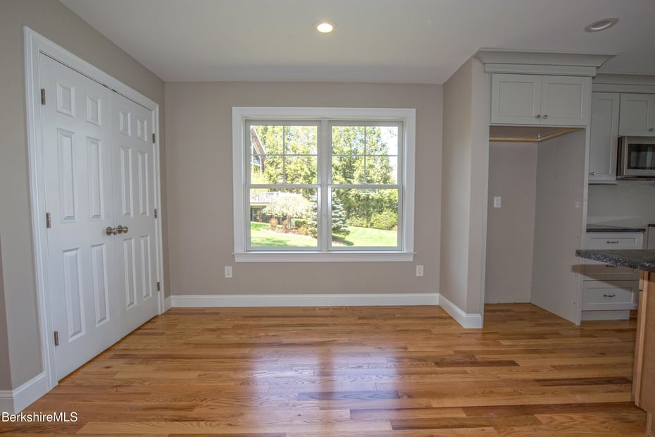 19 Pine Grove Ridge Ridge Photo 6