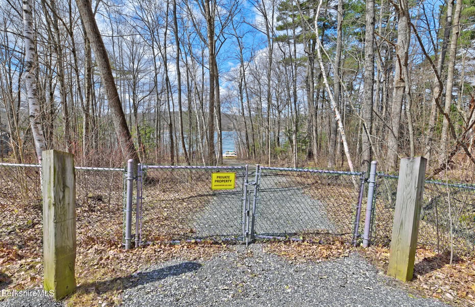 83 Goose Pond Rd Photo 10