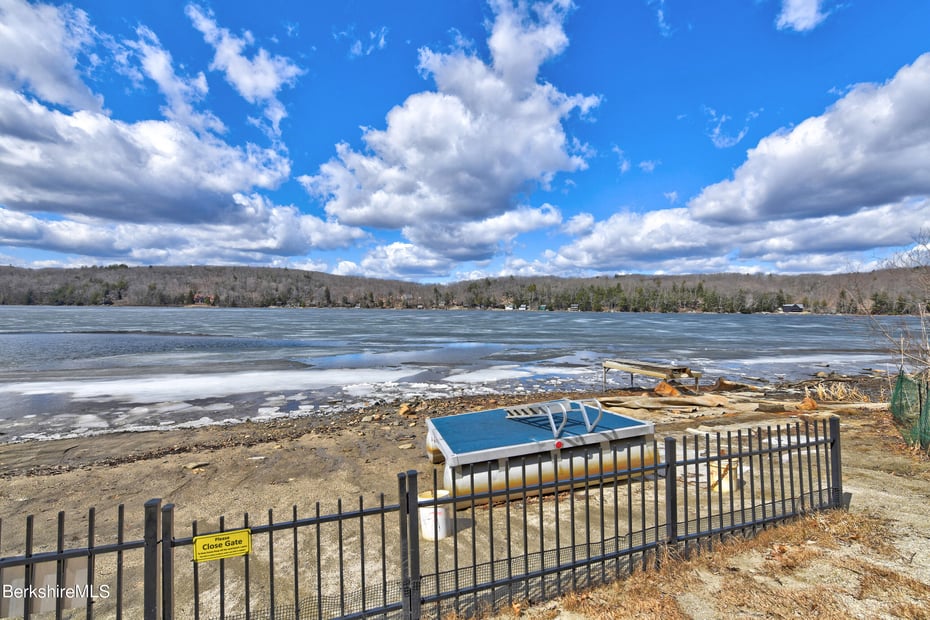 83 Goose Pond Rd Photo 8
