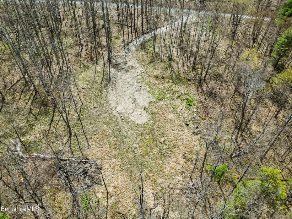 83 Goose Pond Rd Photo 6