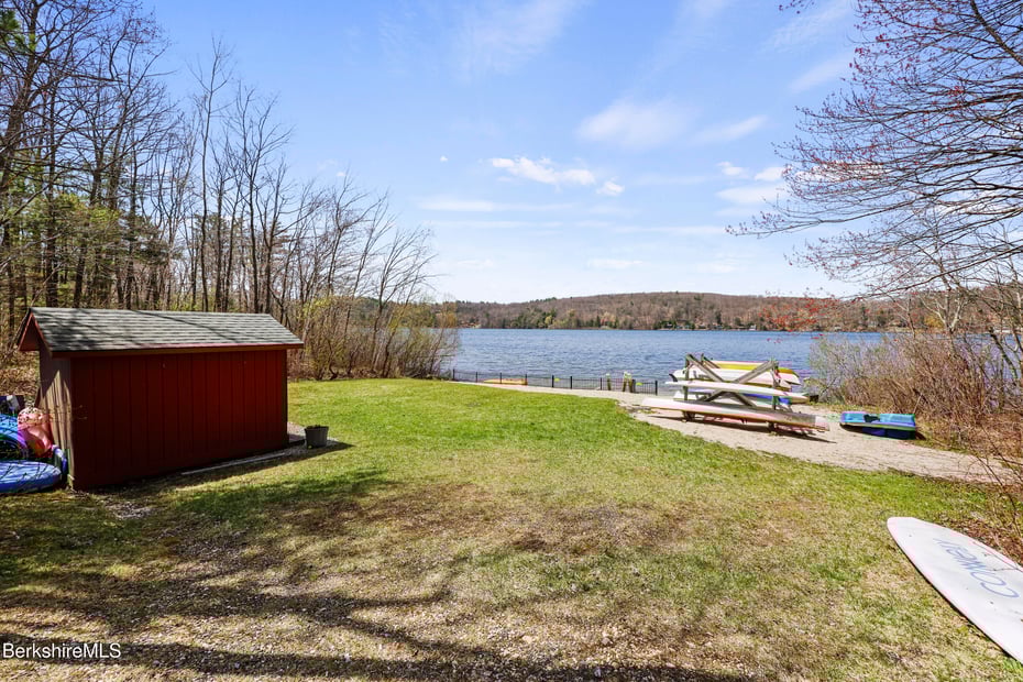 83 Goose Pond Rd Photo 12
