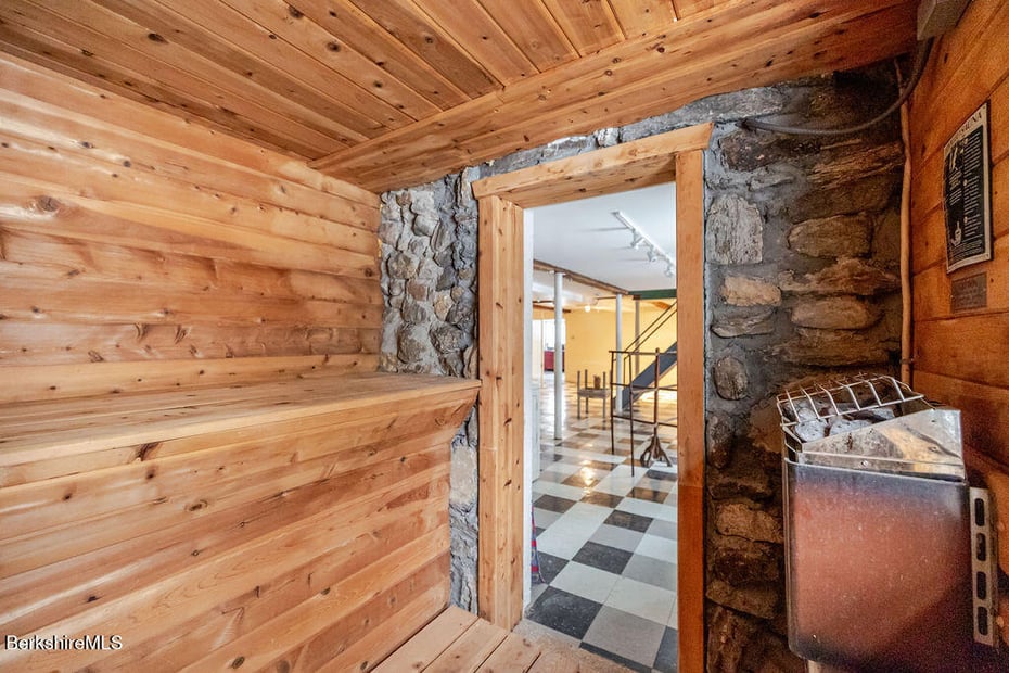 17 Cronk Rd Photo 52