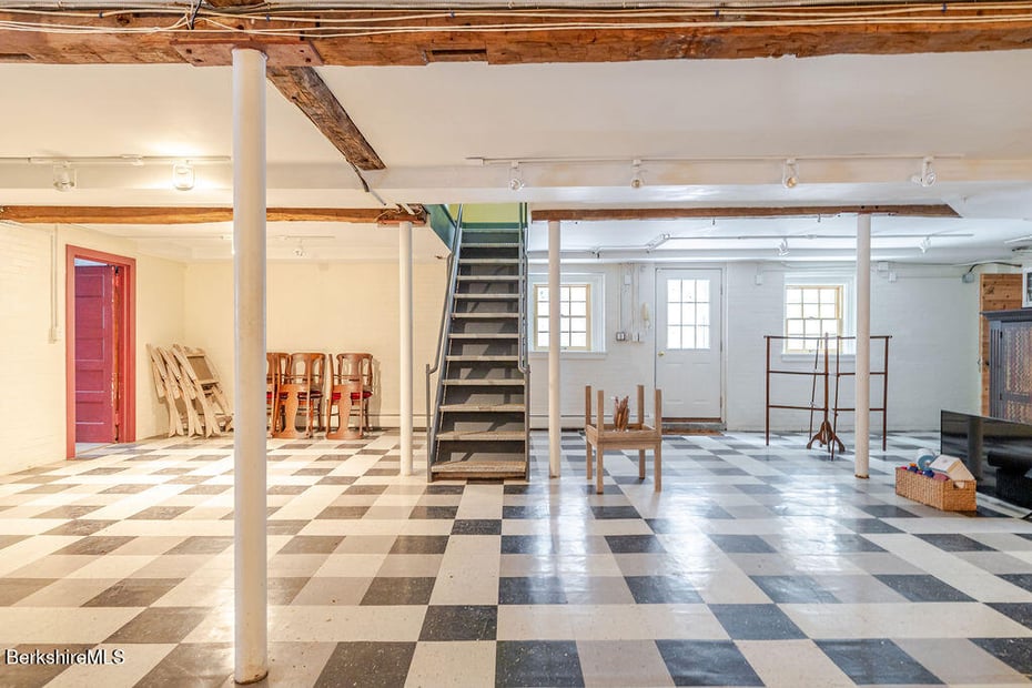 17 Cronk Rd Photo 51