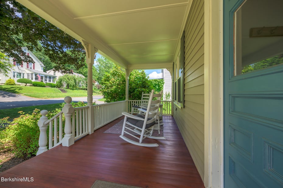 36 Tucker St Photo 11
