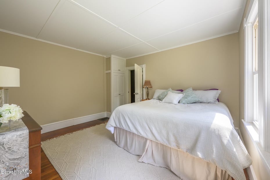 36 Tucker St Photo 25