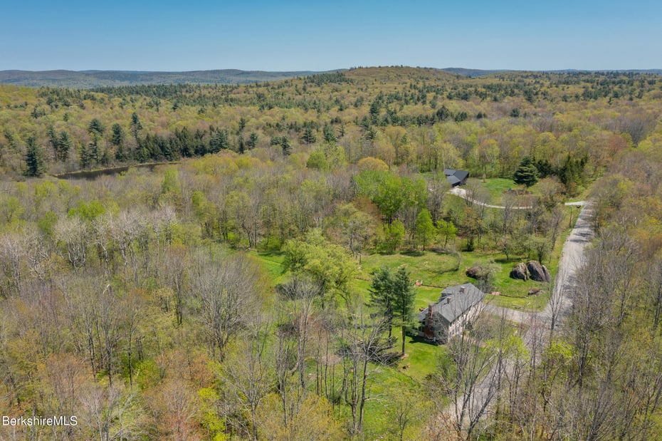 350 Beartown Mountain Rd Photo 37