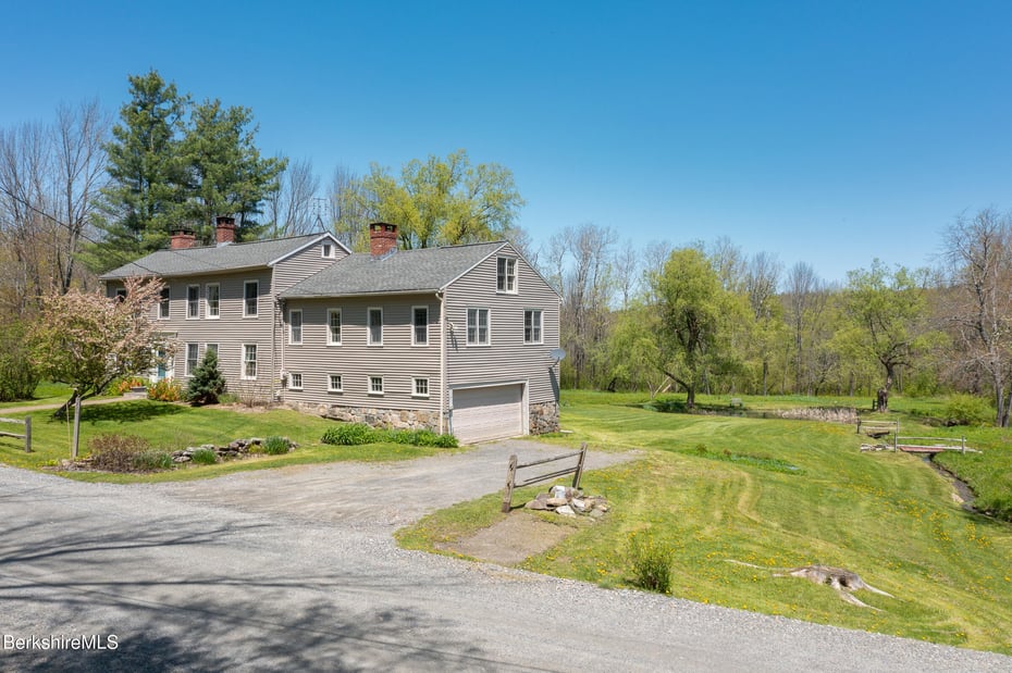 350 Beartown Mountain Rd Photo 3