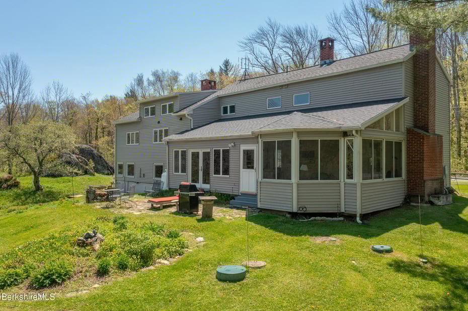 350 Beartown Mountain Rd Photo 4