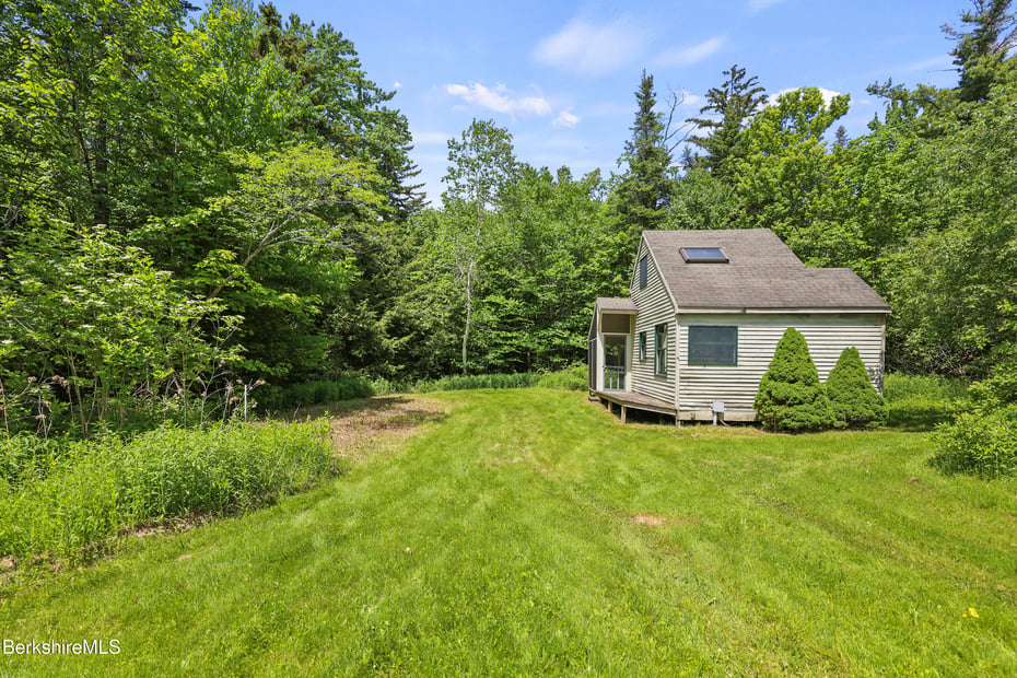 30 Jackson Rd Photo 26