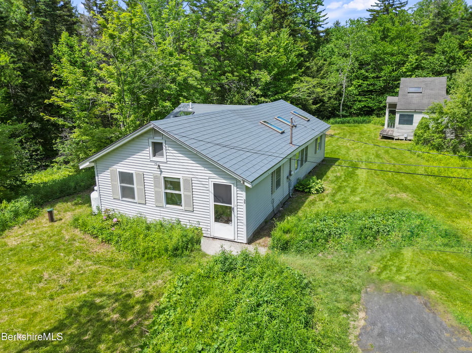 30 Jackson Rd Photo 1