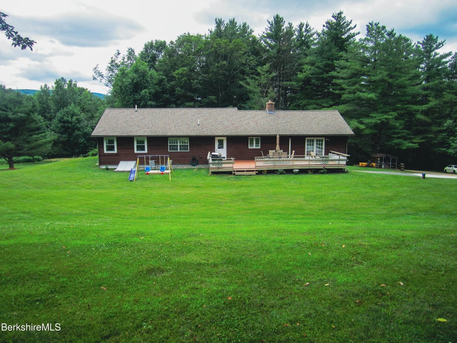 805 Savoy Rd Photo 4