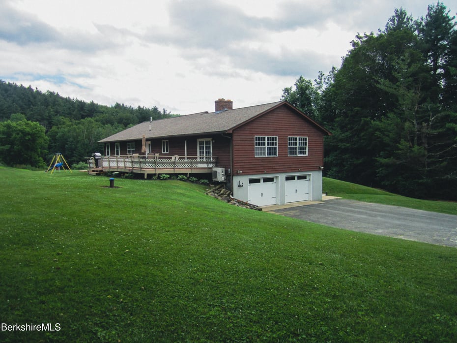 805 Savoy Rd Photo 28