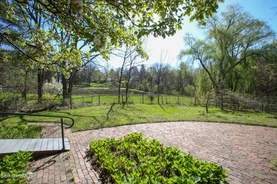 28 Brigham Ln Photo 50