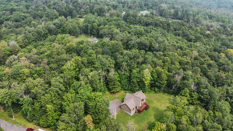 230 Curran Rd Photo 16