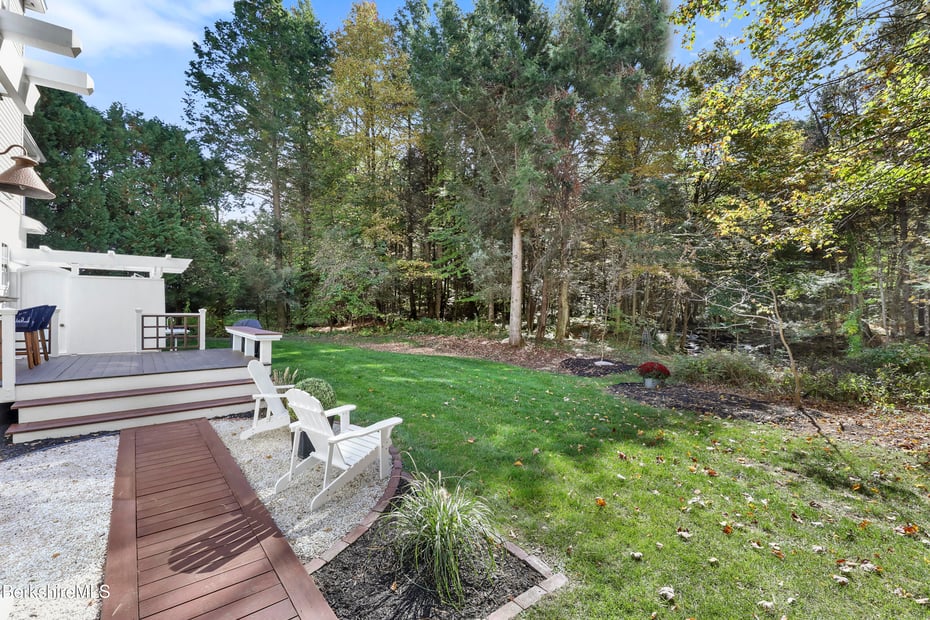 269 Mountain Dr Photo 45