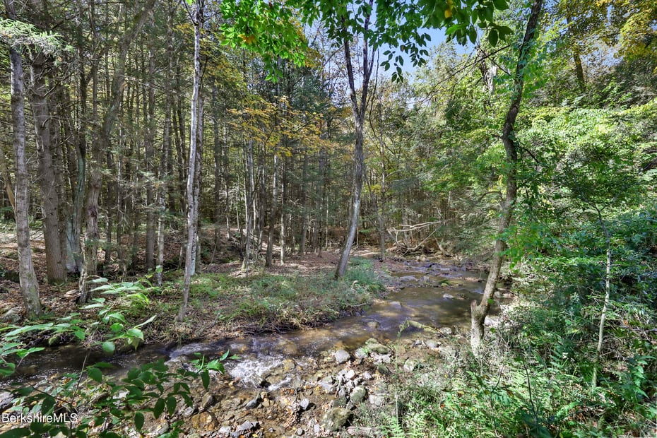 269 Mountain Dr Photo 48