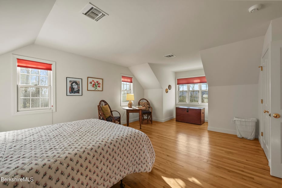 130 East Rd Photo 19