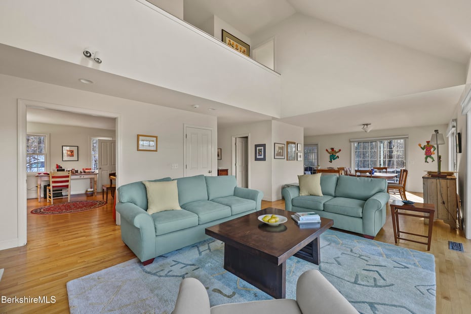 130 East Rd Photo 10