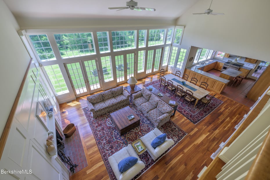 32 Crooked Hill Rd Photo 45