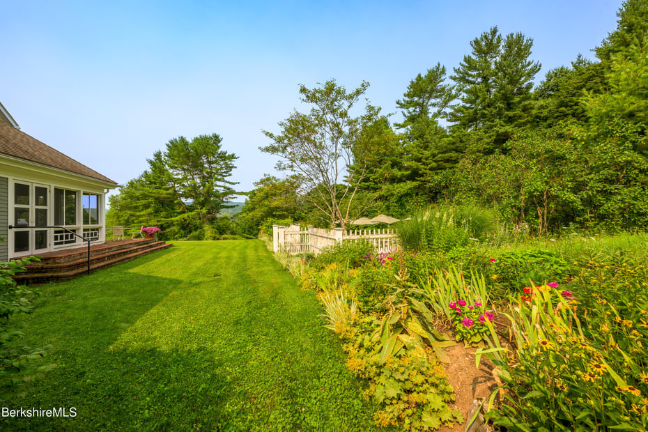 32 Crooked Hill Rd Photo 65