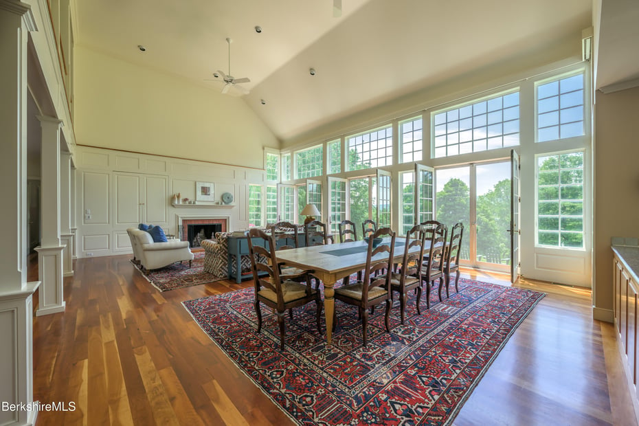 32 Crooked Hill Rd Photo 16