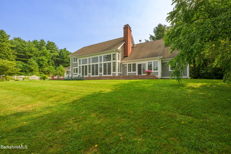 32 Crooked Hill Rd Photo 62