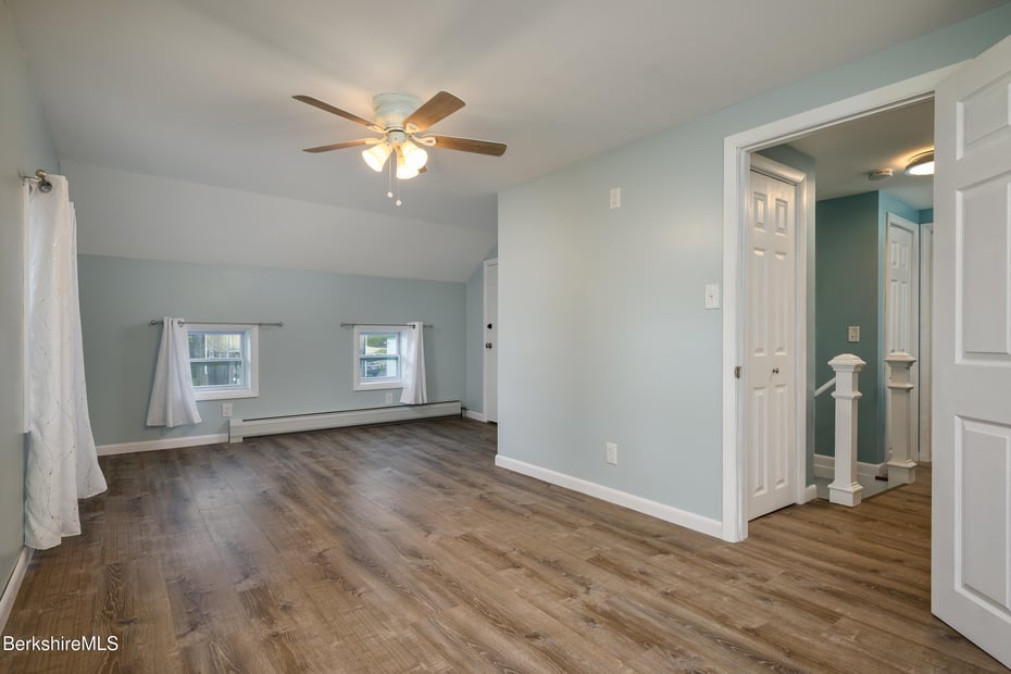 53 Depot St Photo 13