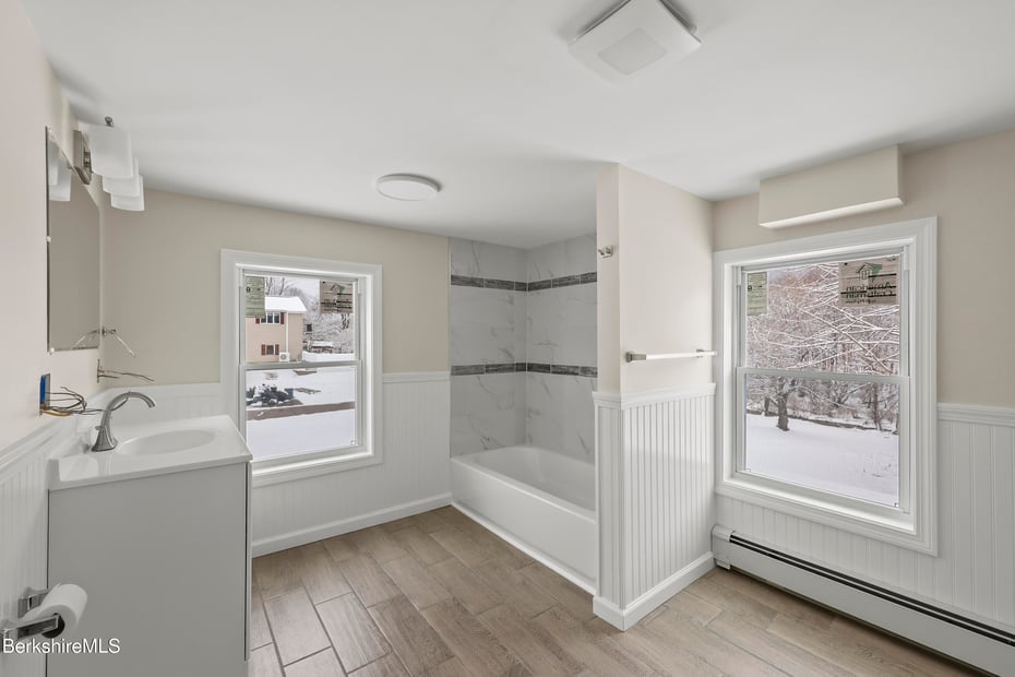 738 River Rd Photo 51